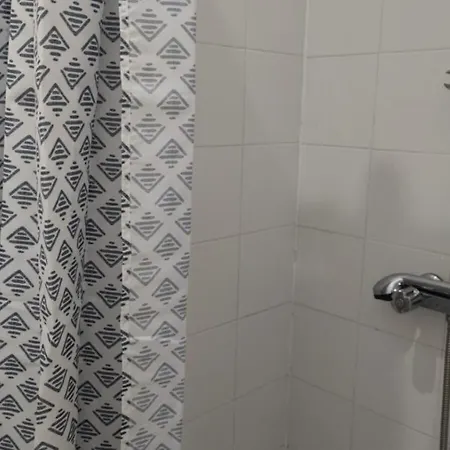 Appartement 6 - T2 60m2 - Standing, Moderne Et Equipe - Carmes-renforts ,